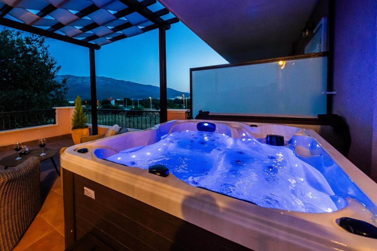 San Mihael Luxury Rooms 1 Dugopolje Exteriör bild